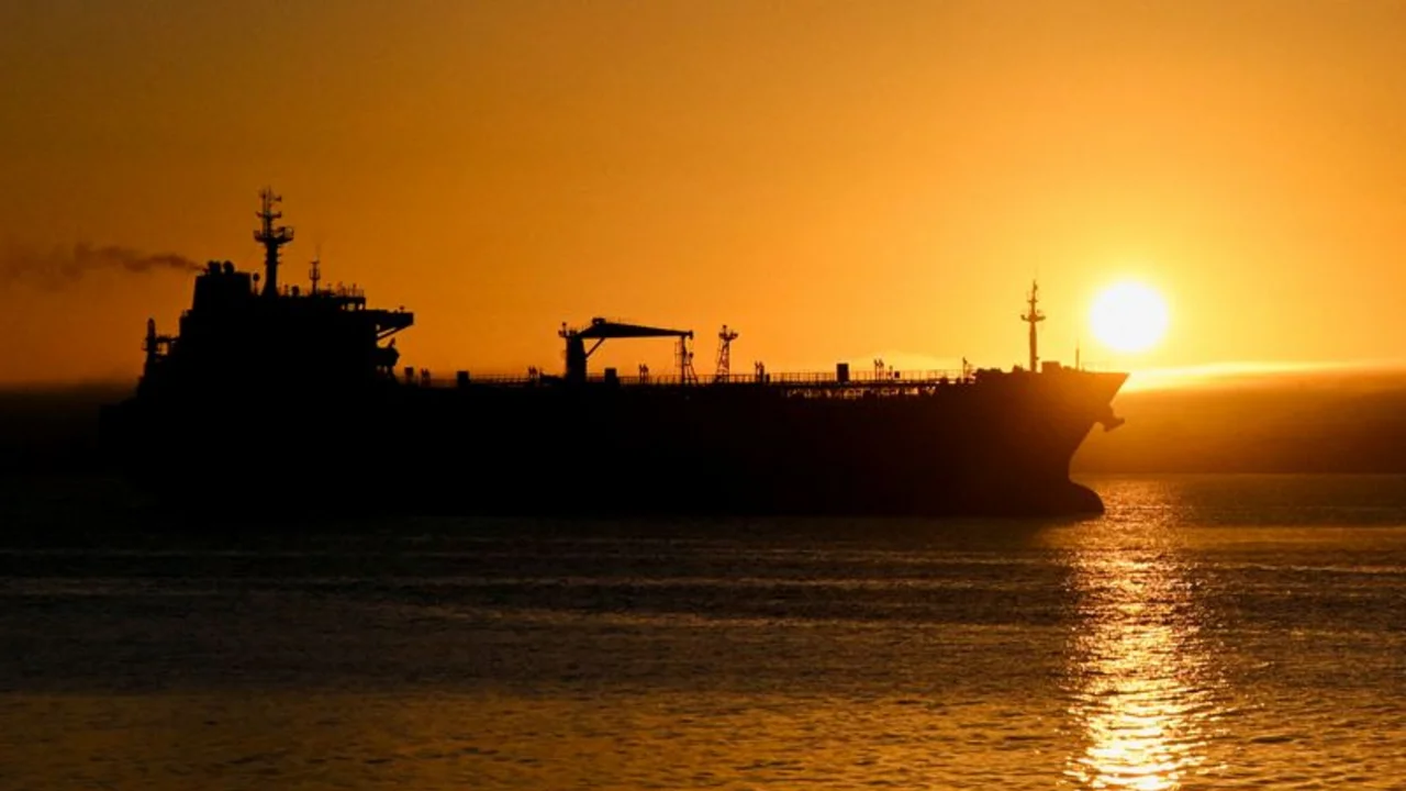 Rusia dice que está suministrando combustible a Cuba como ayuda humanitaria
