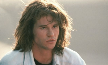 Actúa Val Kilmer, cuenta la leyenda de Jim Morrison y vuelve al cine | Cine