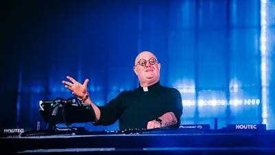 Padre Guilherme. Padre Guilherme.