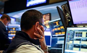 Vuelan las acciones de YPF y se desploman las del fondo buitre Burford | Ypf