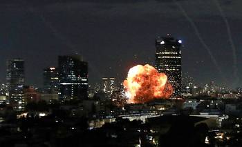 Irán afirma que EE.UU. está planeando una invasión terrestre y promete "fuego y castigo" | Irán