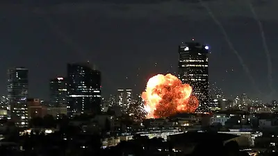 Irán afirma que EE.UU. está planeando una invasión terrestre y promete "fuego y castigo" en la región Irán afirma que EE.UU. está planeando una invasión terrestre y promete "fuego y castigo" en la región