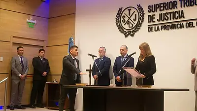 Escándalo en la Justicia de Chaco: abogados denuncian espionaje ilegal por parte de un juez Escándalo en la Justicia de Chaco: abogados denuncian espionaje ilegal por parte de un juez