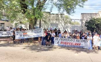 Conflicto en Corrientes: docentes coparon las calles para elevar los reclamos a Valdés | Reclamos salariales