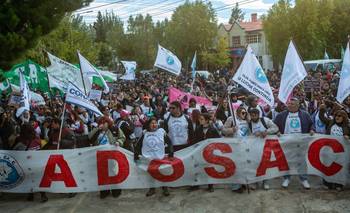 Gremios frenaron la Ley de Emergencia Económica de Vidal, pero se mantienen en alerta | Santa cruz 