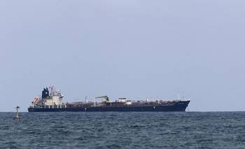 Un petrolero ruso llegó a Cuba luego que EE.UU. lo permitiera | Bloqueo a cuba