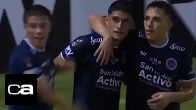 Newell's perdió con los suplentes de Acassuo y profundiza su crisis Newell's perdió con los suplentes de Acassuo y profundiza su crisis