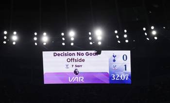 Más del 75% de los aficionados no apoya el VAR en la Premier League, según una encuesta | Fútbol