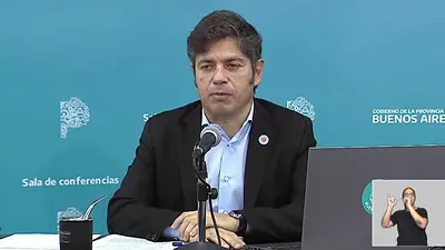 Kicillof recordó que "Milei quiere reprivatizar YPF" y advirtió por sus consecuencias negativas Kicillof recordó que "Milei quiere reprivatizar YPF" y advirtió por sus consecuencias negativas