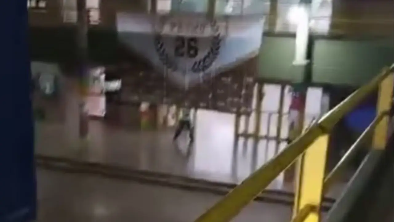 Habló un alumno que presenció el tiroteo en Santa Fe: "Dijo sorpresa y empezó a disparar"