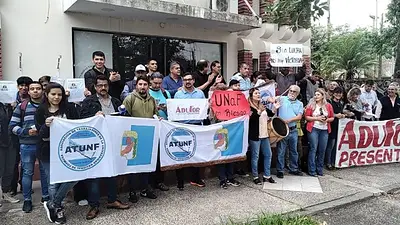 Crisis universitaria: desde Formosa advierten caída salarial mayor al 34%, en un contexto de persecución docente Crisis universitaria: desde Formosa advierten caída salarial mayor al 34%, en un contexto de persecución docente