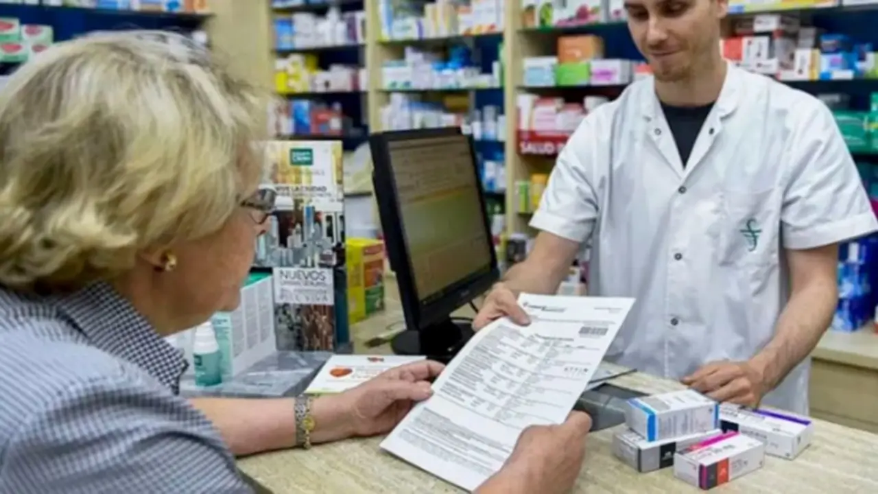 Farmacias de Catamarca en riesgo por deudas de obras sociales y baja de ventas: "Comer o continuar un tratamiento"