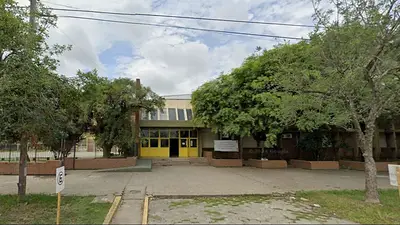 El relato de la docente que vio cómo disparó el alumno en Santa Fe: "En estado de shock" El relato de la docente que vio cómo disparó el alumno en Santa Fe: "En estado de shock"
