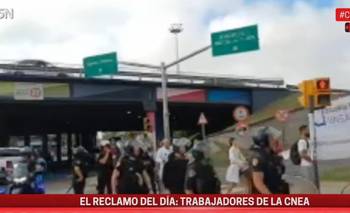 Marcha de trabajadores de la CNEA en General Paz contra el ajuste de Milei  | Seguimiento minuto a minuto