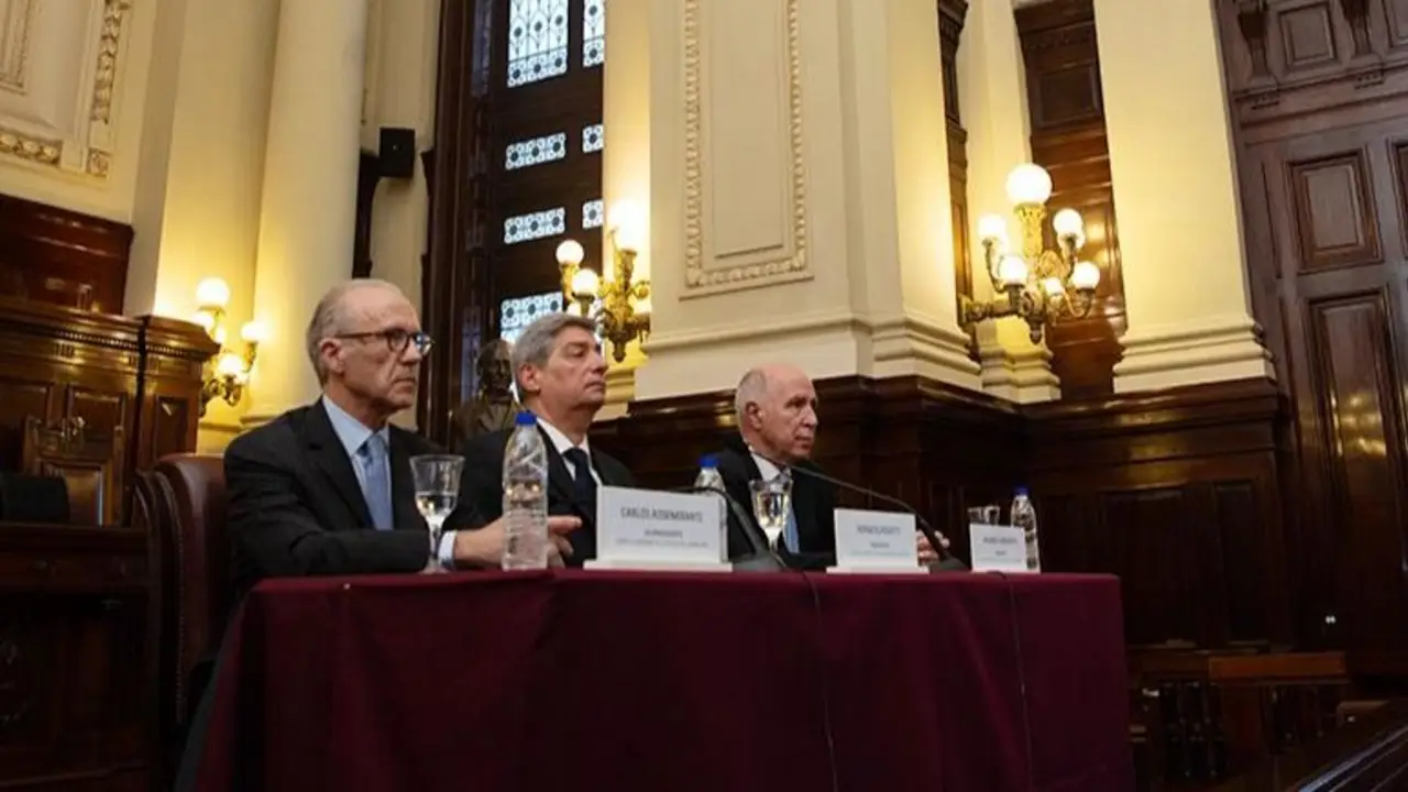 Rosatti profundiza la interna en la Corte y congela el proyecto de Lorenzetti y Rosenkrantz