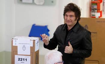 El temor al desgaste empuja al Gobierno a evaluar un adelantamiento electoral | Javier milei presidente