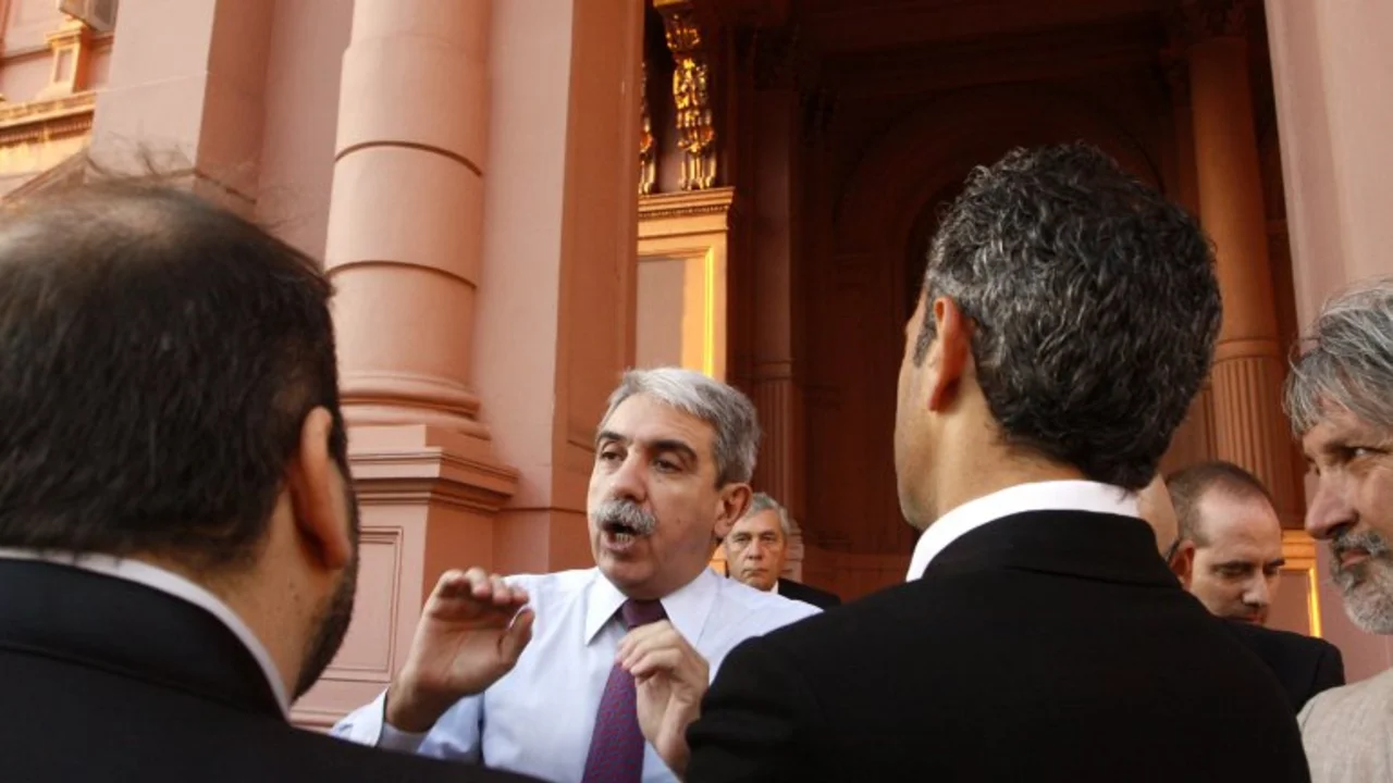 Aníbal Fernández: "Es irresponsable" hablar de un nuevo paro