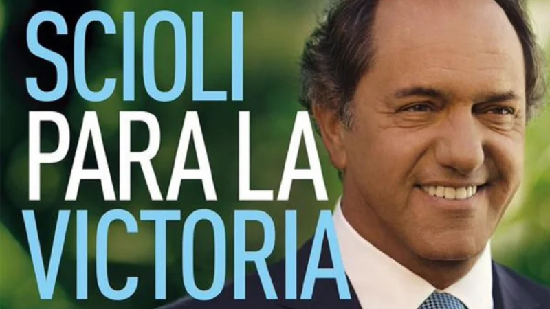 El nuevo afiche de Scioli, que busca demostrar su ADN kirchnerista