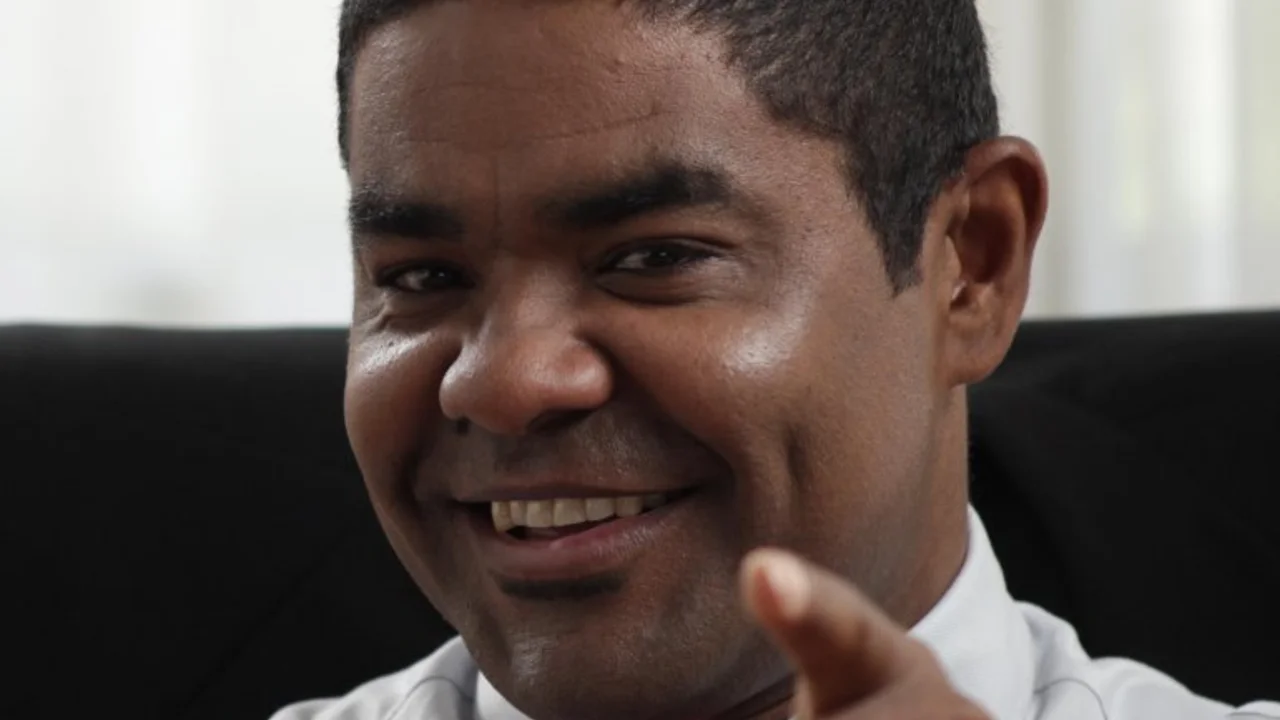La insólita campaña de Omar Obaca, el primer candidato a presidente negro de Argentina