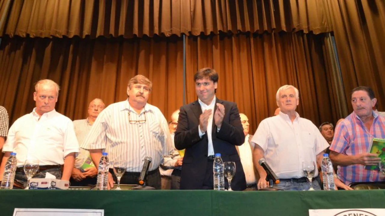Tras el paro por Ganancias, Bossio sumó el apoyo de la CGT de Caló a su candidatura