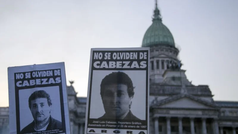 Murió Sergio Camaratta, uno de los policías condenados por el crimen de Cabezas