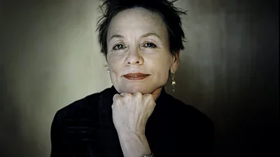 Laurie Anderson en el Parque de la Memoria Laurie Anderson en el Parque de la Memoria
