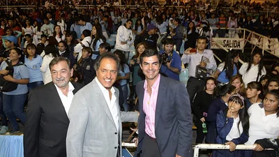 Scioli dice que ve "un gran respaldo" de su candidatura dentro del kirchnerismo Scioli dice que ve "un gran respaldo" de su candidatura dentro del kirchnerismo