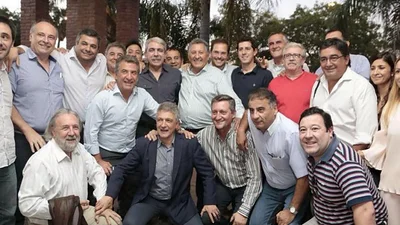 El pasado futbolero de un candidato K a gobernador bonaerense El pasado futbolero de un candidato K a gobernador bonaerense