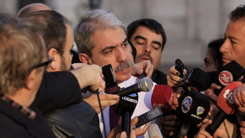 Aníbal, durísimo con Insaurralde: "Se cagó en todo el mundo"