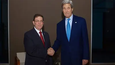Después de 50 años, EE.UU. y Cuba comparten una histórica cumbre en Panamá Después de 50 años, EE.UU. y Cuba comparten una histórica cumbre en Panamá
