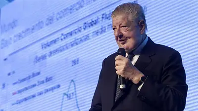 Economista del sciolismo propuso eliminar el dólar ahorro Economista del sciolismo propuso eliminar el dólar ahorro