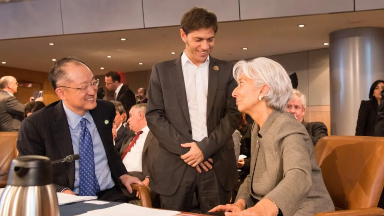 Kicillof se reúne con el presidente del BID y participa de reunión del G-20