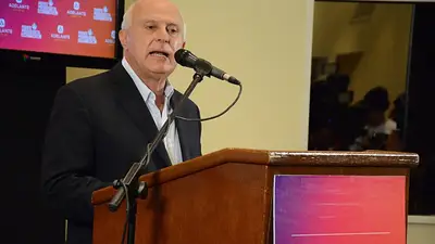 Lifschitz se impuso en su interna y lidera la elección Lifschitz se impuso en su interna y lidera la elección
