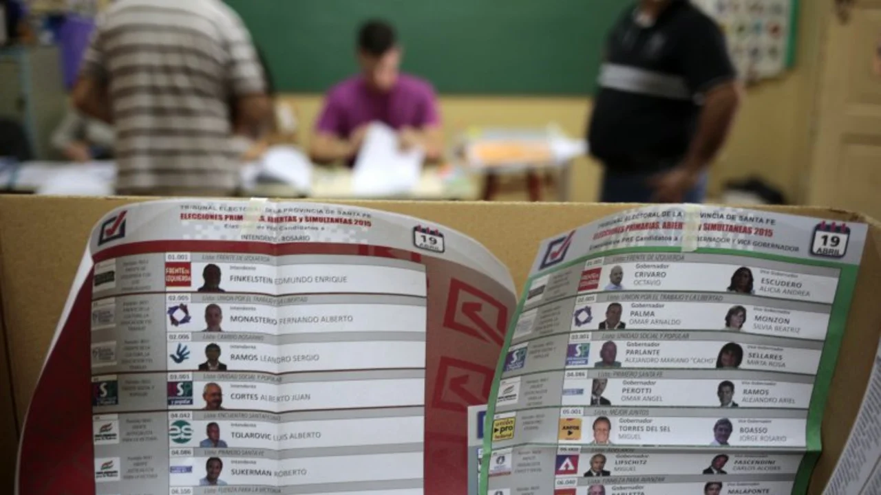 Elecciones en Santa Fe 2015: tras el escándalo comenzó el escrutinio definitivo