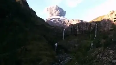 Impactante: el video del momento exacto de la erupción del volcán Calbuco Impactante: el video del momento exacto de la erupción del volcán Calbuco