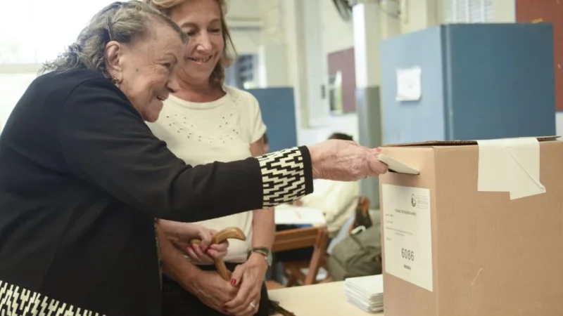 PASO CABA: se vota con normalidad y la mayoría de los candidatos porteños ya acudió a las urnas