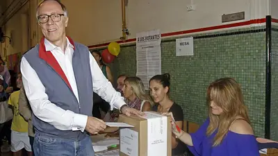 Elecciones porteñas 2015: Nielsen, el primero en reconocer la victoria de Larreta Elecciones porteñas 2015: Nielsen, el primero en reconocer la victoria de Larreta