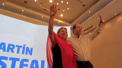Carrió dice que Lousteau puede ganarle a Rodríguez Larreta Carrió dice que Lousteau puede ganarle a Rodríguez Larreta