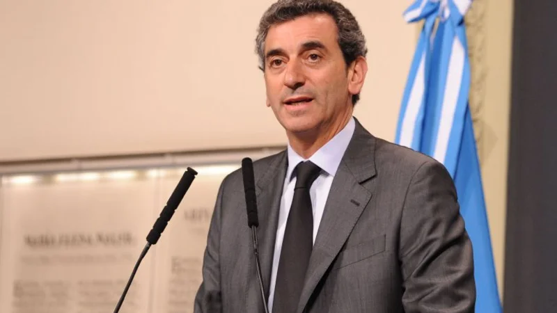 Randazzo contra los gremios del transporte por reunirse con Macri: "Piden un ajuste"