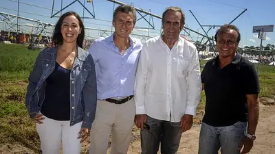 Macri dice que "sería un lujo" tener a Reutemann como compañero de fórmula Macri dice que "sería un lujo" tener a Reutemann como compañero de fórmula