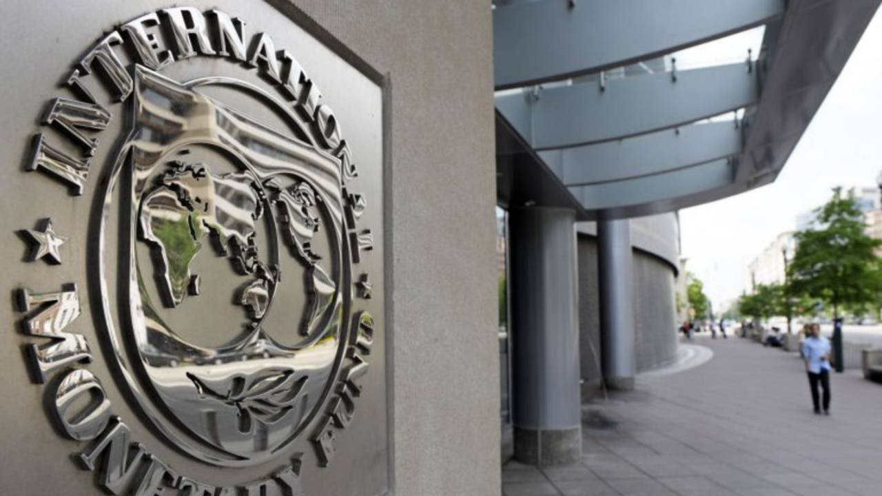 América Latina crecerá solo 0,9% en 2015, según el FMI