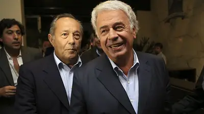 Rodríguez Saá pide entrar al acuerdo Massa-De la Sota: "Por el momento, me dejaron afuera" Rodríguez Saá pide entrar al acuerdo Massa-De la Sota: "Por el momento, me dejaron afuera"