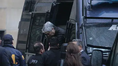 Casanello denegó la excarcelación a Báez "por riesgo de fuga" Casanello denegó la excarcelación a Báez "por riesgo de fuga"