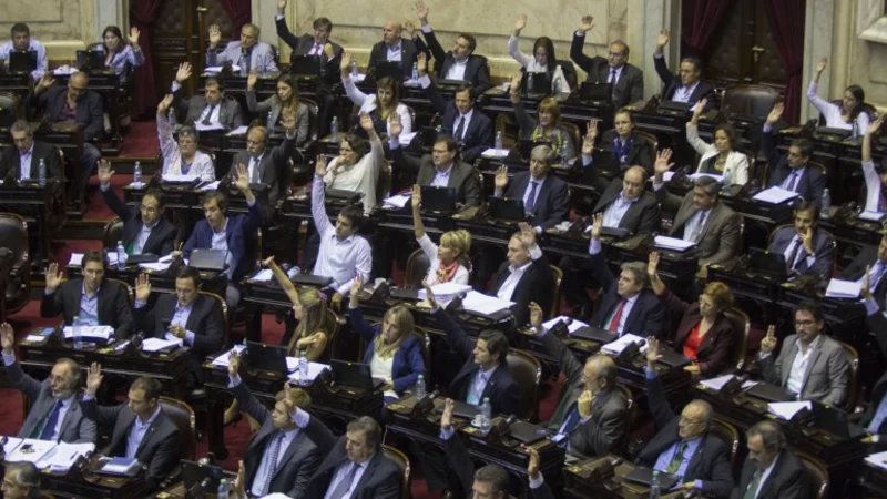 Diputados aprobó el DNU de Macri que modifica la Ley de Medios