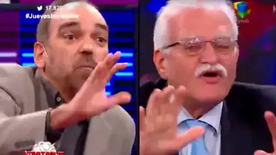 Violento cruce en Intratables: ex presidente del Central insultó a Fernando Iglesias Violento cruce en Intratables: ex presidente del Central insultó a Fernando Iglesias