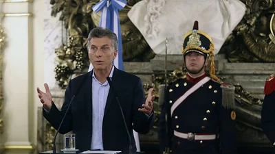 Crece el índice de desaprobación de Macri y las expectativas económicas caen Crece el índice de desaprobación de Macri y las expectativas económicas caen