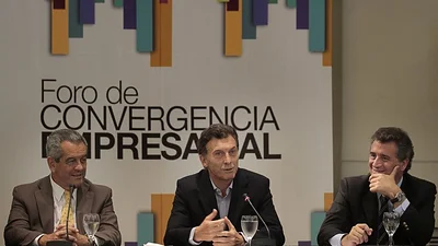 Macri recibirá esta tarde a un centenar de empresarios en Olivos Macri recibirá esta tarde a un centenar de empresarios en Olivos