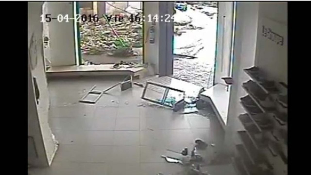 Video: imágenes impactantes del tornado en Uruguay