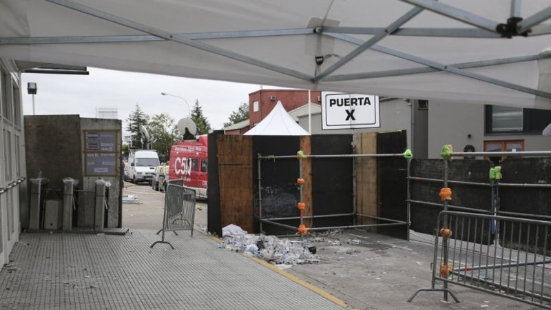 Desafectaron a seis prefectos por irregularidades en la Time Warp