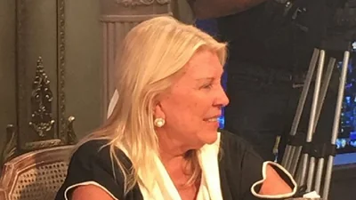 Carrió aseguró que Ninci es una "heroína" y acusó a Cristina de golpista Carrió aseguró que Ninci es una "heroína" y acusó a Cristina de golpista